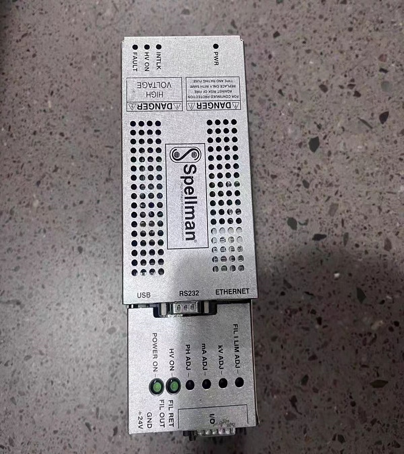 spellman斯派曼高壓電源及安全信息 瞬態(tài)短路電流和常態(tài)短路電流有什么區(qū)別？ 典型高壓電源的輸出部分電容性的，這導(dǎo)致它存儲電力。當(dāng)電源的輸出發(fā)生短路時，存儲在倍增器電容中的電力即釋放出來。對短路電流幅度的唯一限制是與放電電路串聯(lián)的電阻。所有斯派曼電源都有內(nèi)置的輸出限定組件，它們將瞬態(tài)放電電流限制到限定值。瞬態(tài)短路電流由輸出電壓設(shè)定值除以與放電路徑串聯(lián)的電阻來確定。放電事件存在的時間量（及其衰減率）由電容量和放電電路中的電阻決定。 當(dāng)電源的輸出發(fā)生短路時，會出現(xiàn)瞬態(tài)短路電流。 一旦輸出電容被放電，附加輸出電流只能來自電源自身的電力生成電路。為了防止這種情況發(fā)生，電源將會感應(yīng)到因這種短路條件發(fā)生的輸出電流上升，并將自動切換到電流模式來將輸出電流調(diào)節(jié)到設(shè)定的當(dāng)前值。 概括來說，瞬態(tài)短路電流是電源的電容放電時的電流脈沖，而常態(tài)短路電流是由電源的電流模式設(shè)置和控制的電流水平。